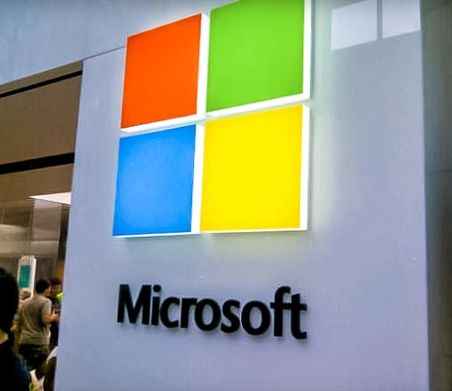 Microsoft Opens New Retail Store In Boston Features New Logo Mspoweruser
