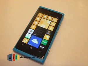 Lumia-800-with-WP7.8