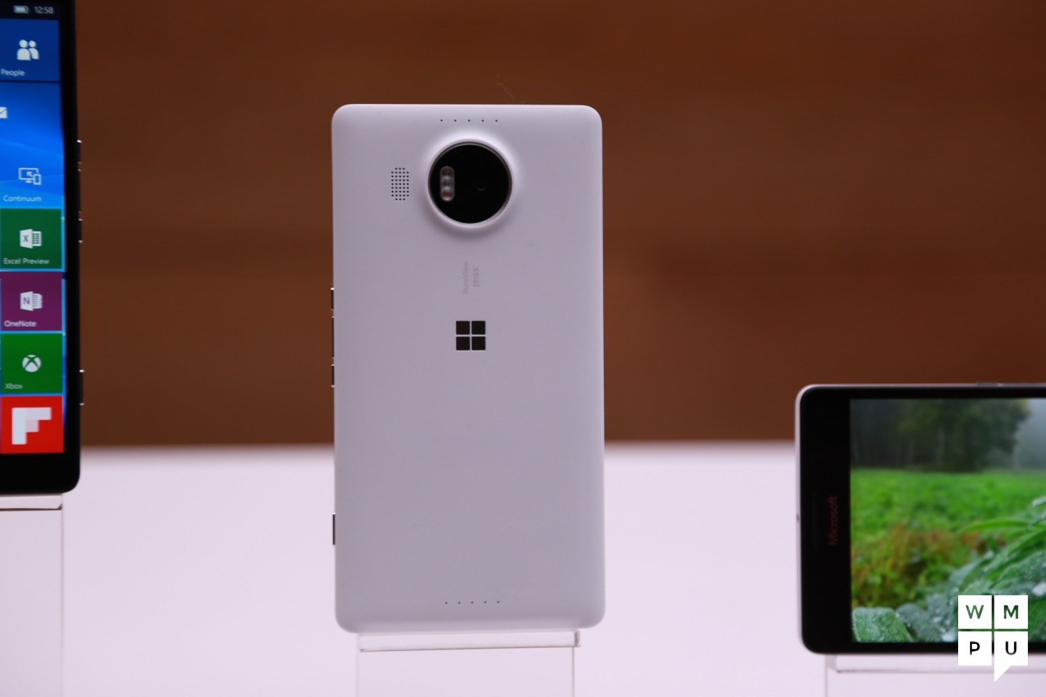 lumia 1000 release date