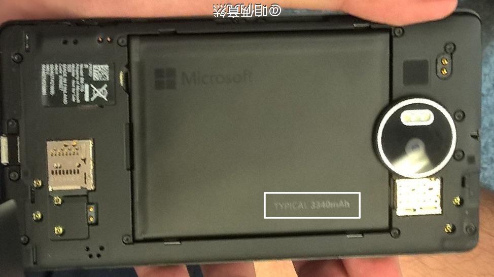 Lumia 950 XL incluye batería removible de 3,340 mAh