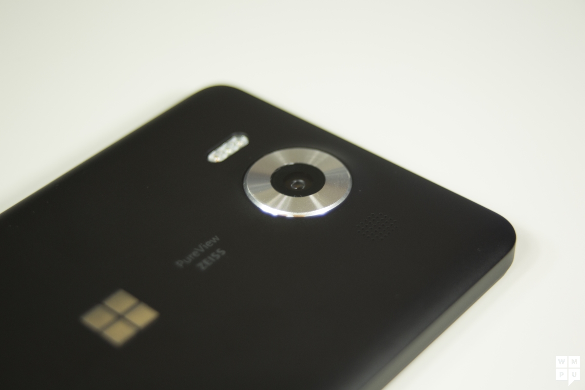 Microsoft предлагает до 100 фунтов стерлингов, если вы порекомендуете Lumia  950 и 950 XL другу