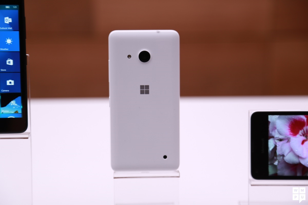 Lumia 550 теперь всего за 39.99 фунтов стерлингов на складе мобильных  телефонов