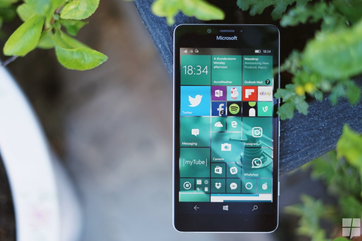 Windows 10 Mobile