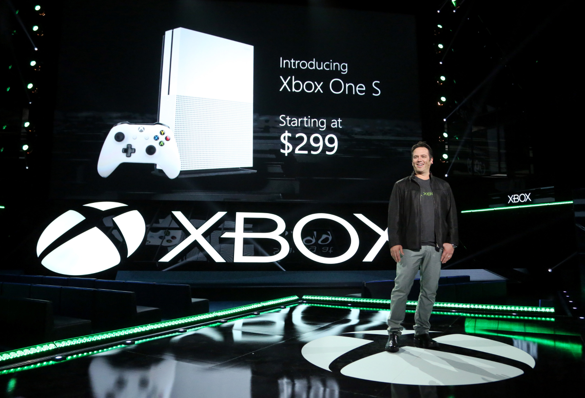 Phil Spencer says Microsoft will ship games on Steam again