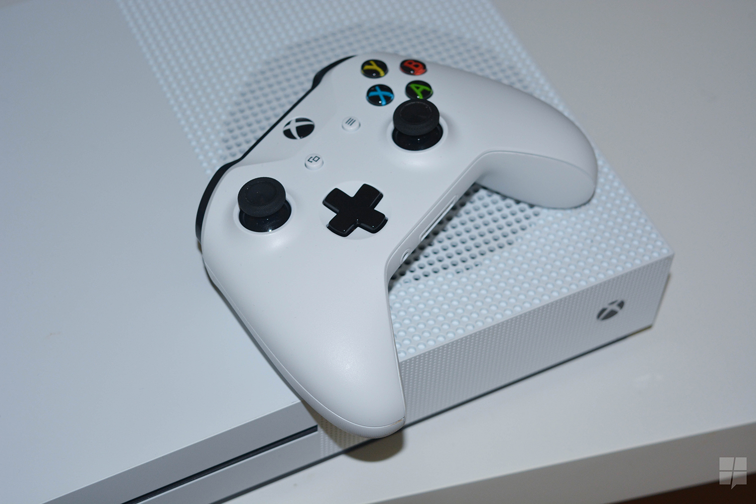 Обзор: Xbox One S — спустя месяц