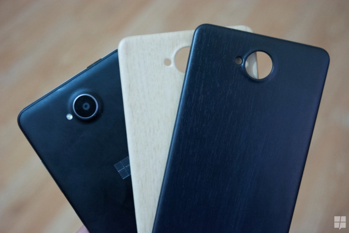 Hands-on with Mozo’s Lumia 650 back covers