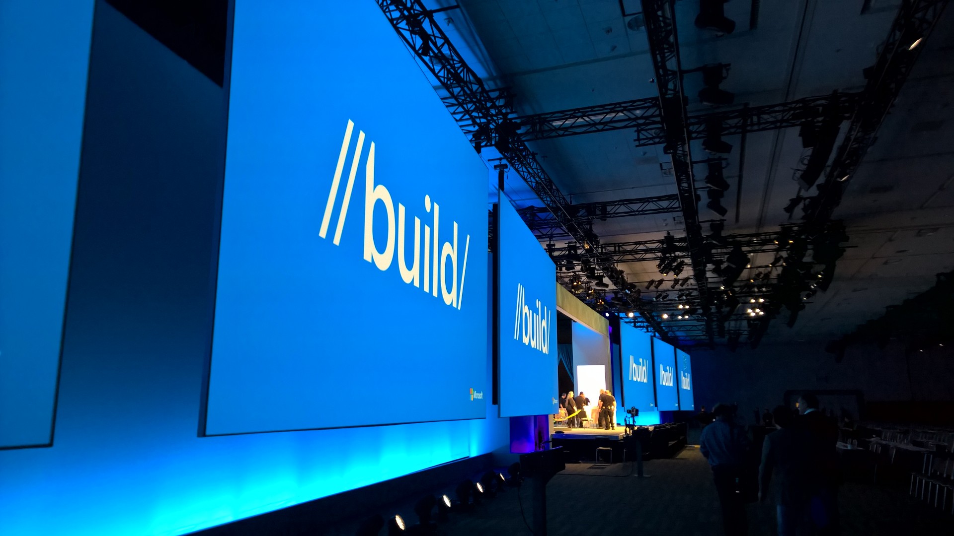 Microsoft build. Microsoft 2017. Надпись developer build. Project Islandwood.