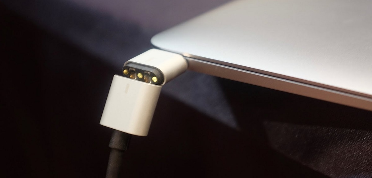 Griffin’s new cable will add Magsafe to your USB-C-powered Windows tablet