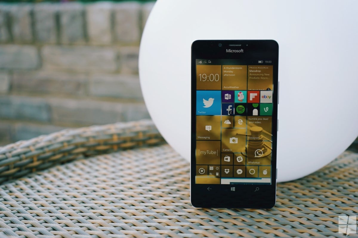 Windows 10 Mobile is still on less than 12% of Windows Phones