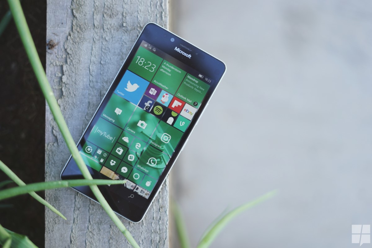 Windows 10 Mobile