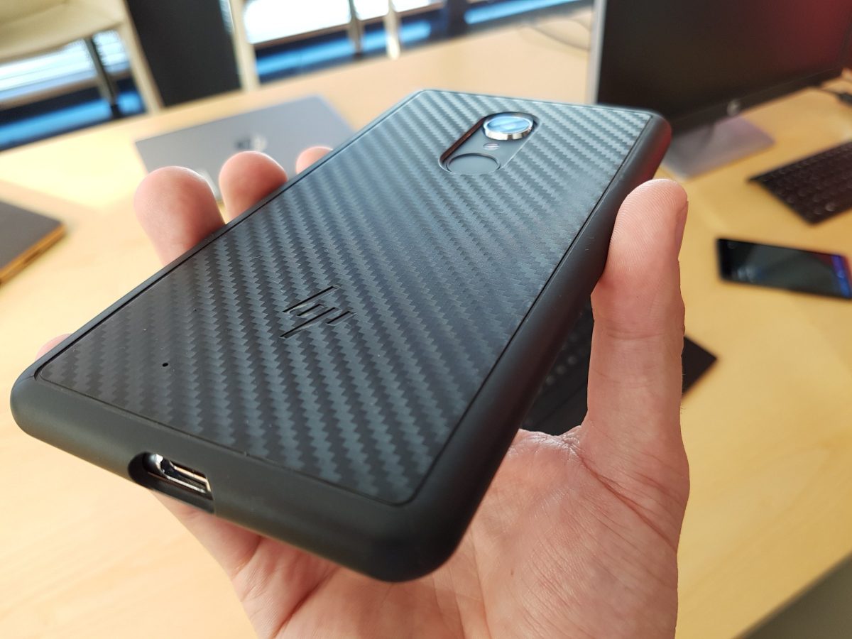 HP will sell a rugged case for the Elite x3