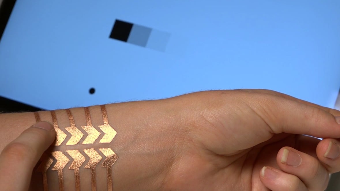 Microsoft Research’s DuoSkin lets you control connected interfaces with temporary tattoos