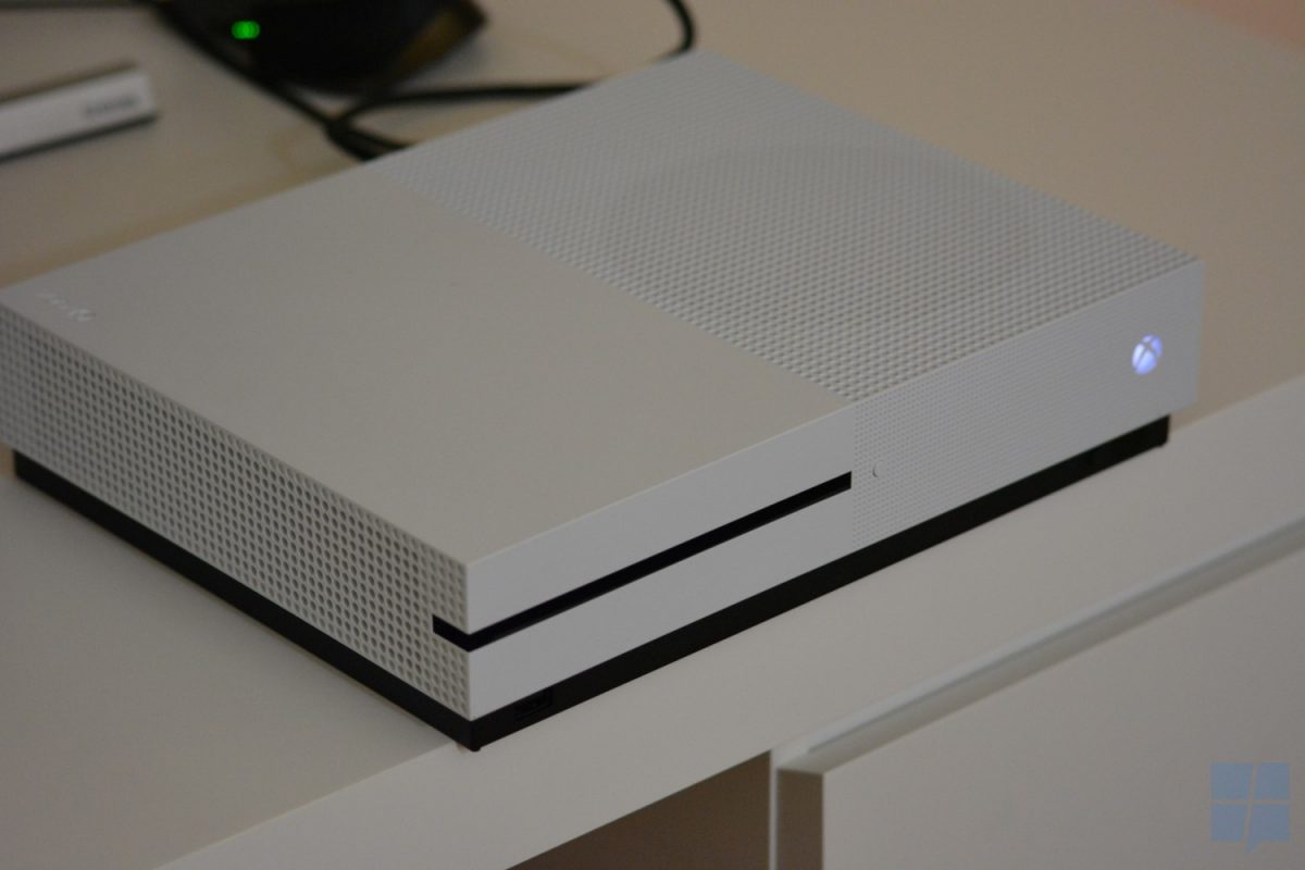 Hands-on with the Xbox One S - MSPoweruser