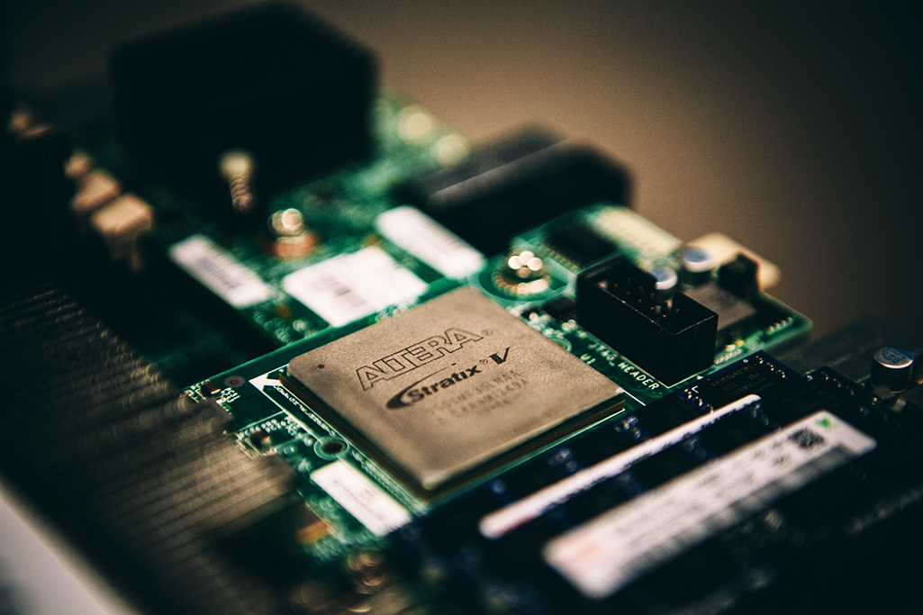 报告：微软选择赛灵思而不是英特尔来为数据中心提供 FPGA