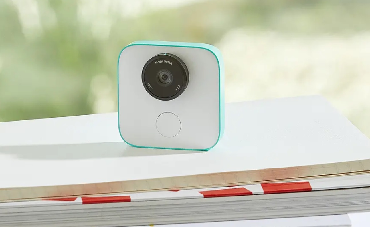 Google discontinues its self-spying Clip camera