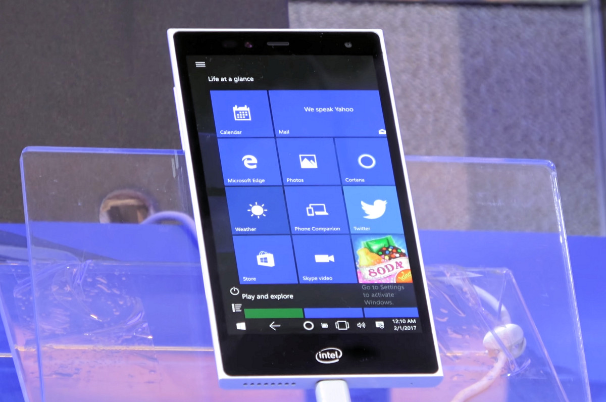 Intel showed off a real Pocket PC at Computex (video)