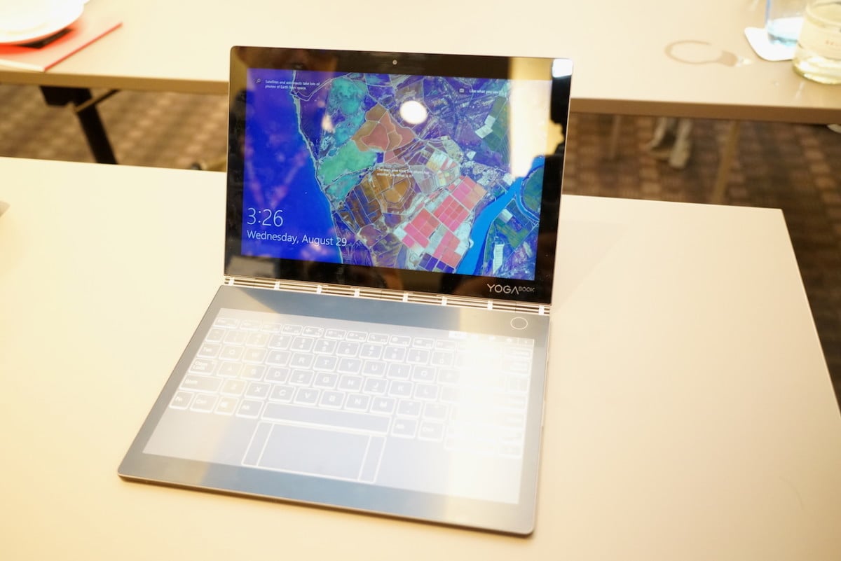 Hands-on of the new Lenovo Yoga Book 2