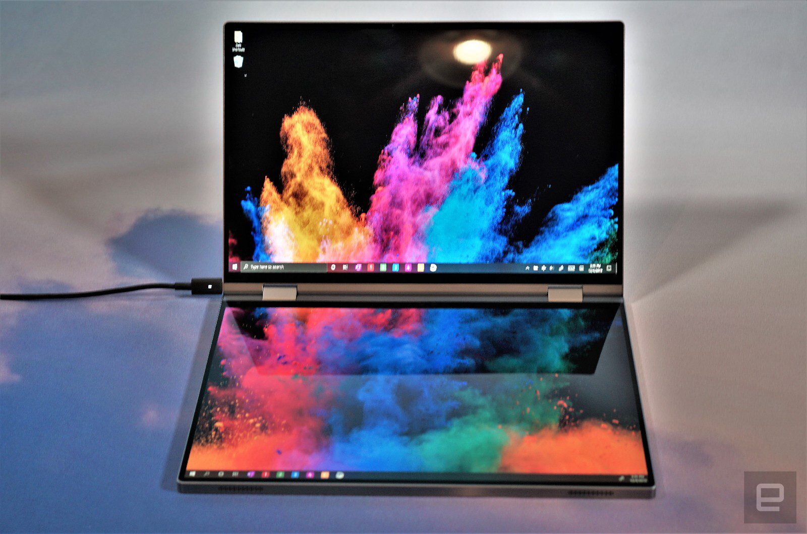 Dell showed off two folding Windows 10 laptops #CES2020