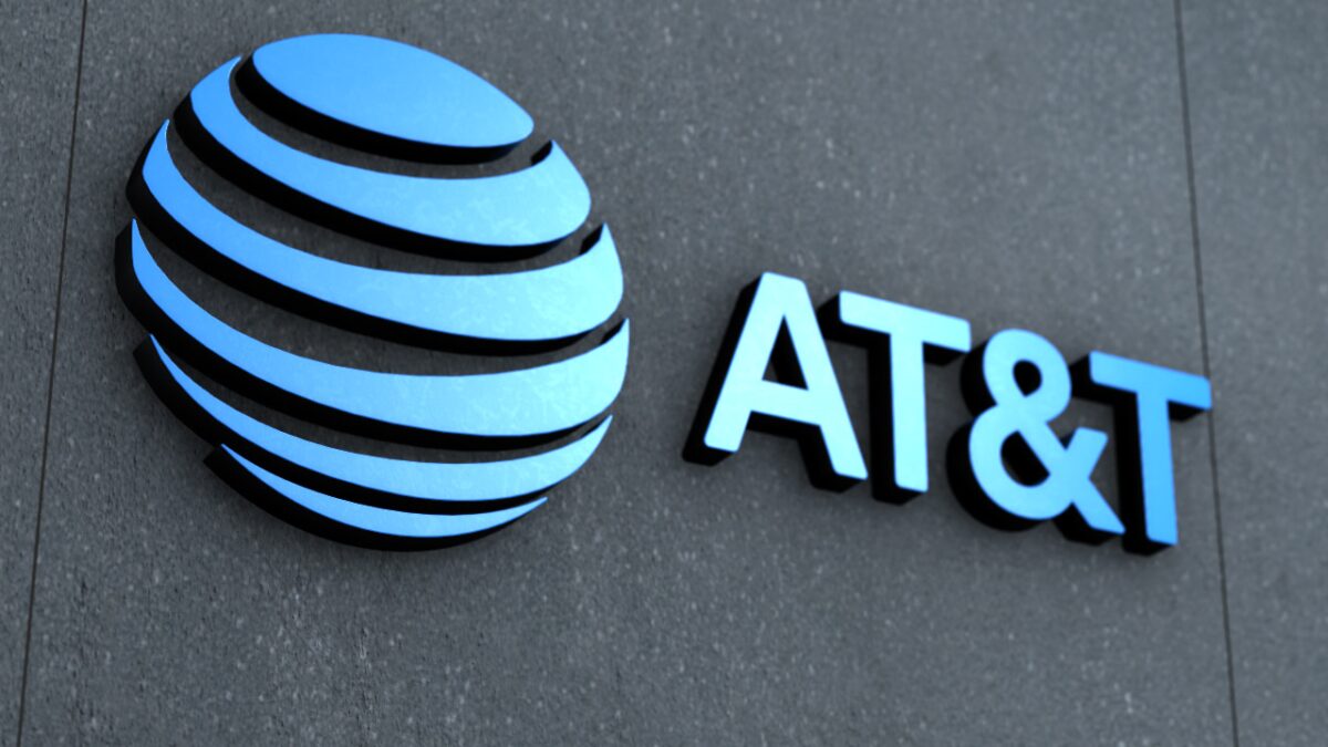 AT&T CEO addresses the surge in internet usage - MSPoweruser