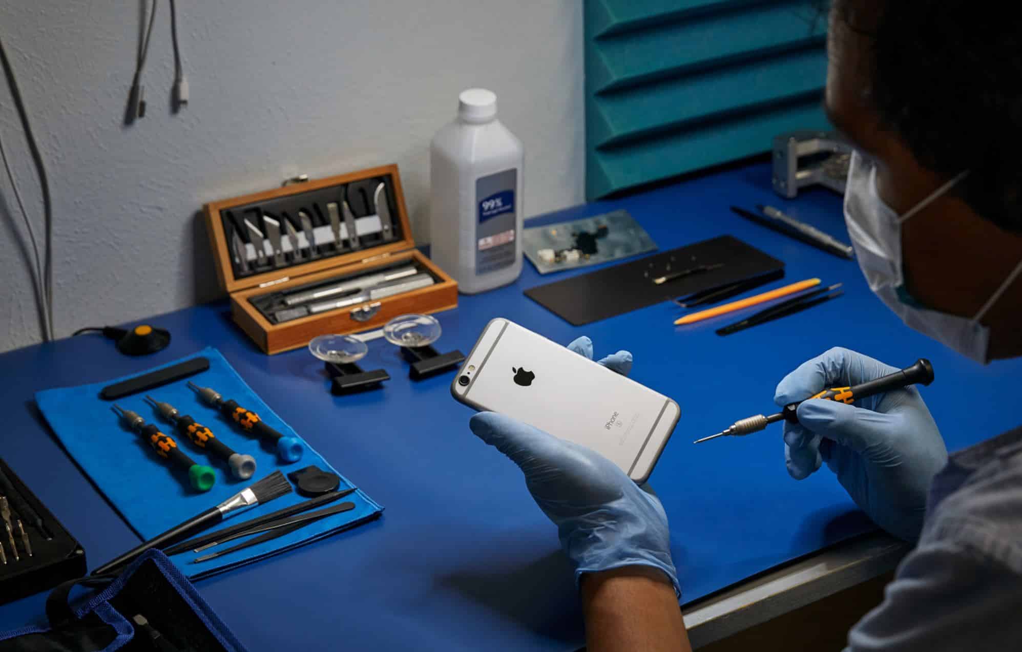 Apple expands its 3rd party iPhone repair services program to 32 countries