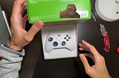 Xbox Series S controller unboxing Xbox Series X controller