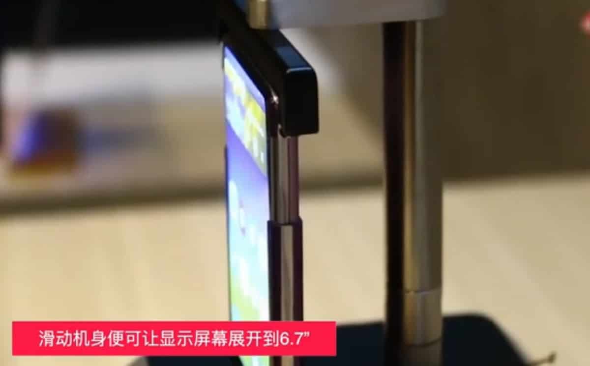 TCL zeigt funktionierenden rollenden Smartphone-Bildschirm