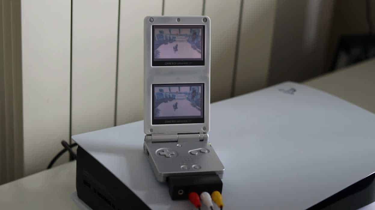 YouTuber plays PS5 games on Game Boy Advance The Retro Future