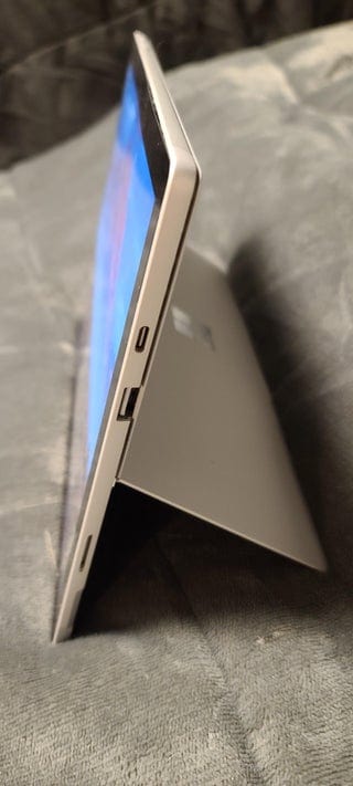 surface-pro-8-9.jpg