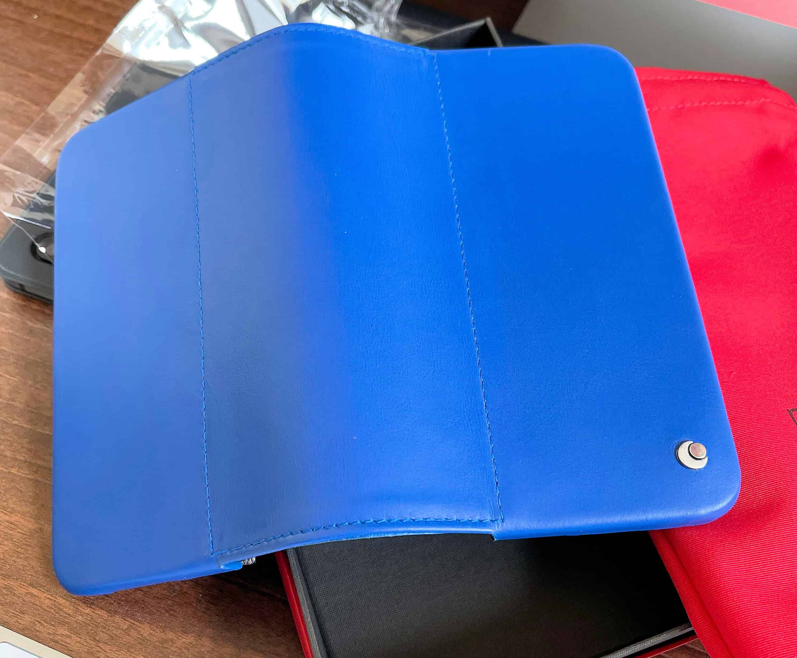 Do Not purchase the Noreve Surface Duo leather case - MSPoweruser