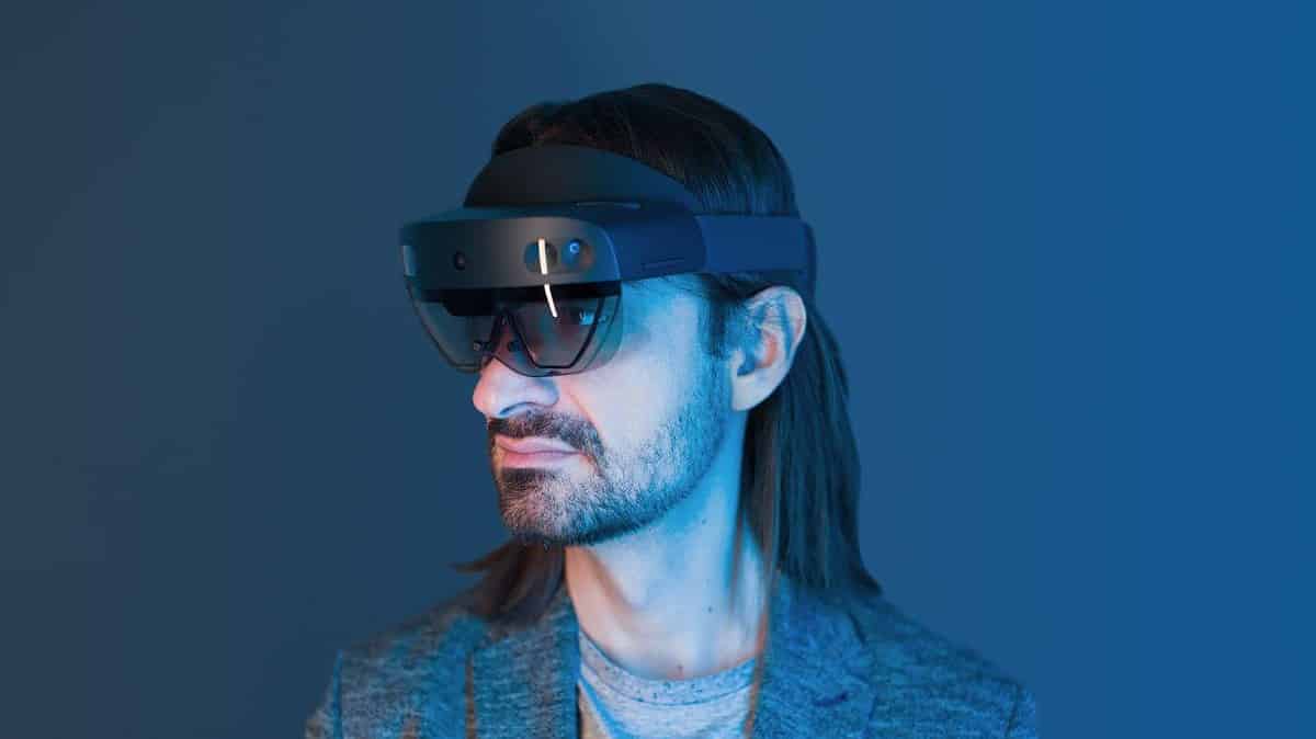 Microsoft HoloLens