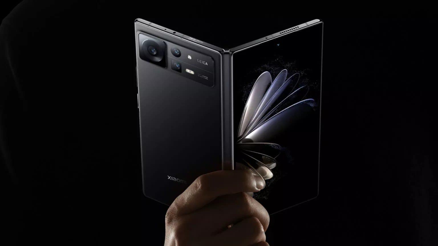 Xiaomi Mix Fold 2 goes official in China