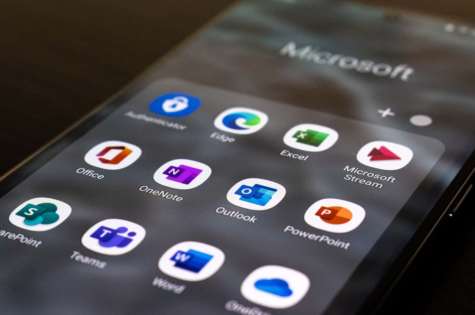 Microsoft 365 Mobile Android app can now extract pages from PDF