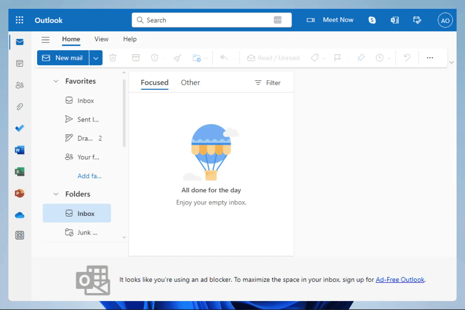 Archiving your old emails in Outlook