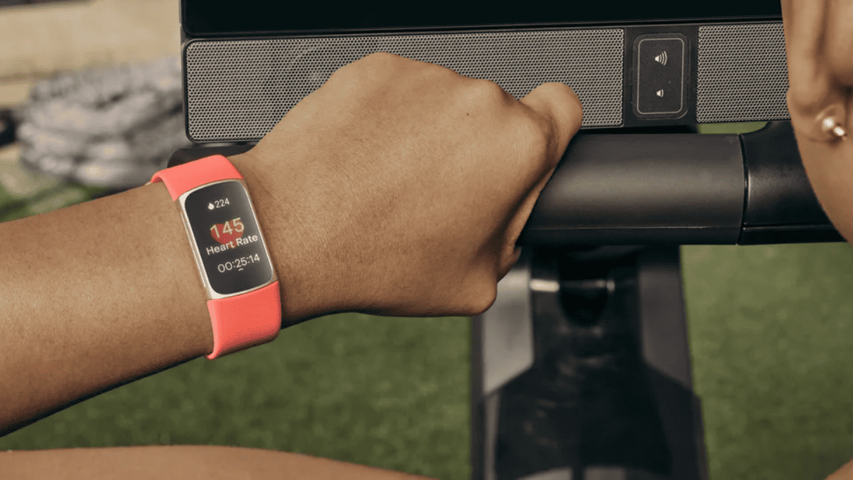 Fitbit Charge 6 vs Charge 5: What's New?