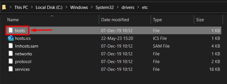 hosts file on Windows 10